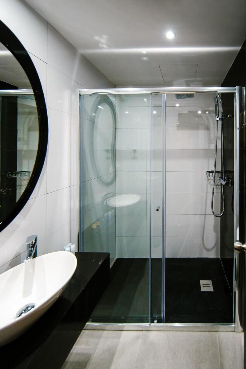 Qbic City Hotel - Oda