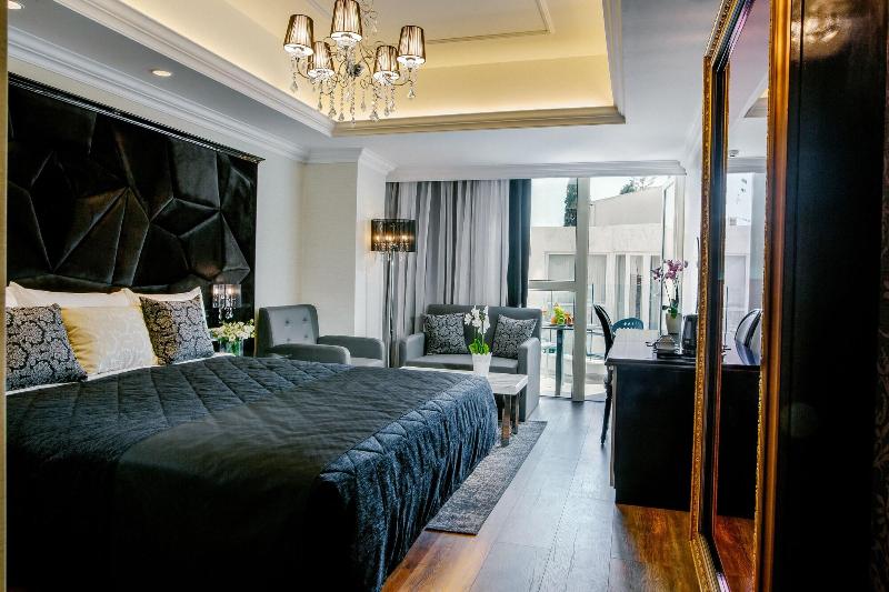 Qbic City Hotel - Oda