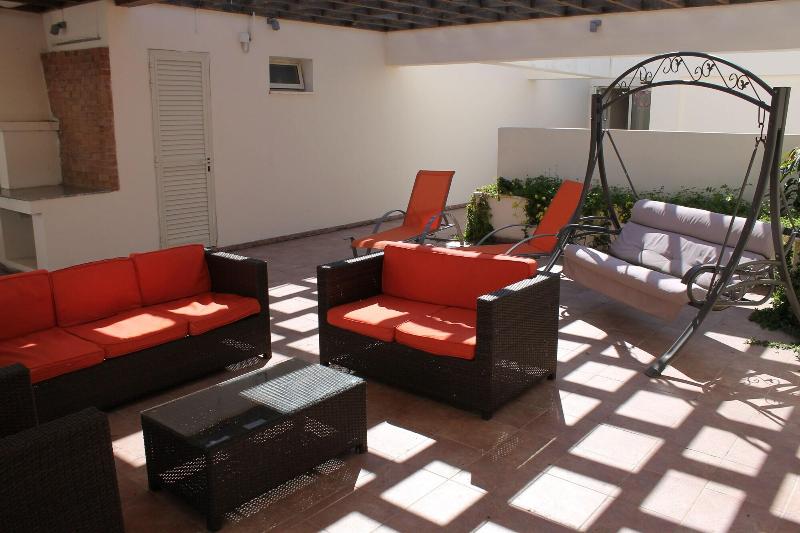 Stephanie City Apartments - Teras