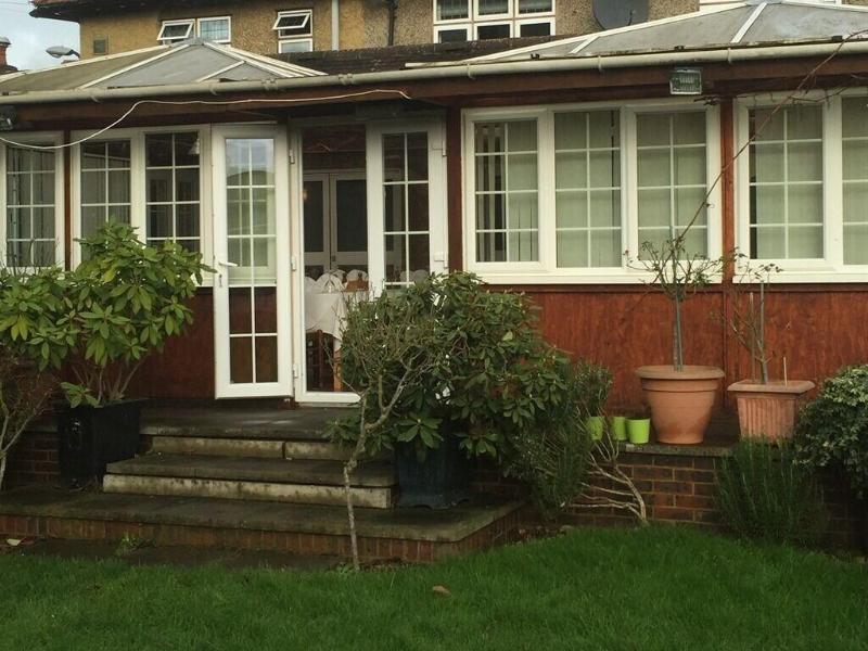 Colnbrook Lodge Guest House - Genel