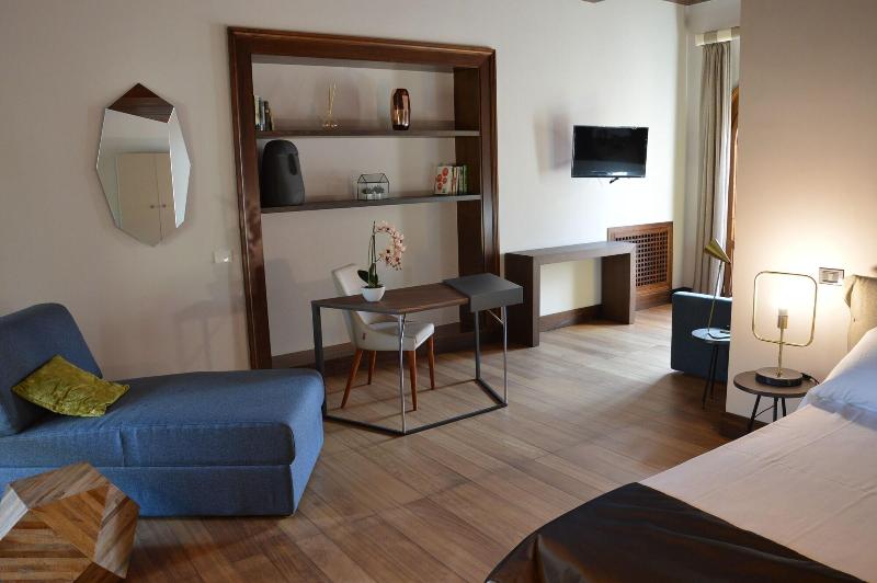 Casarealia - Oda