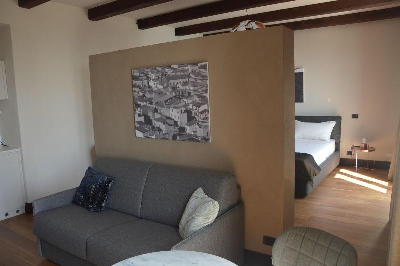 Casarealia - Oda