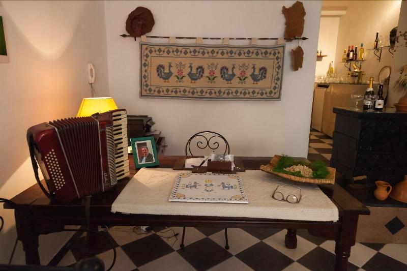 Su Ghindalu - Lobi