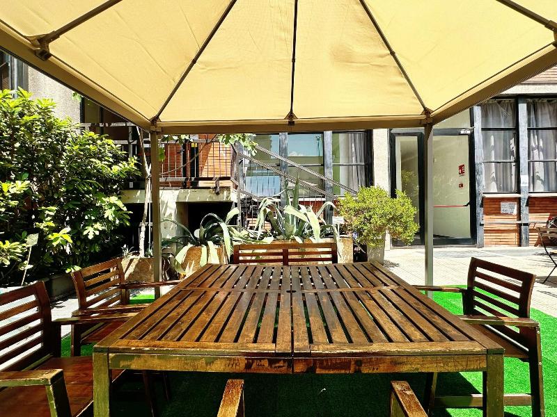 Mio Hostel - Teras