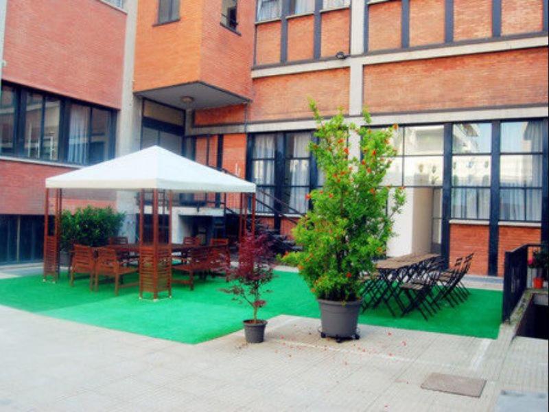 Mio Hostel - Teras