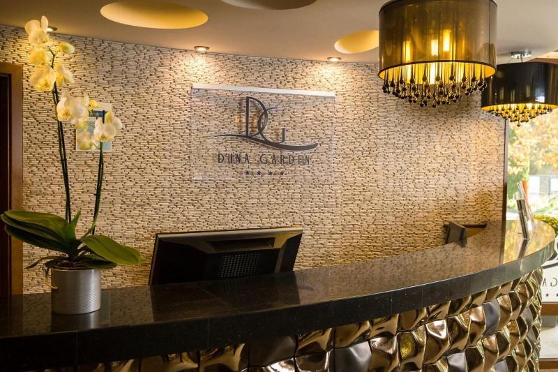 Duna Garden Hotel - Lobi
