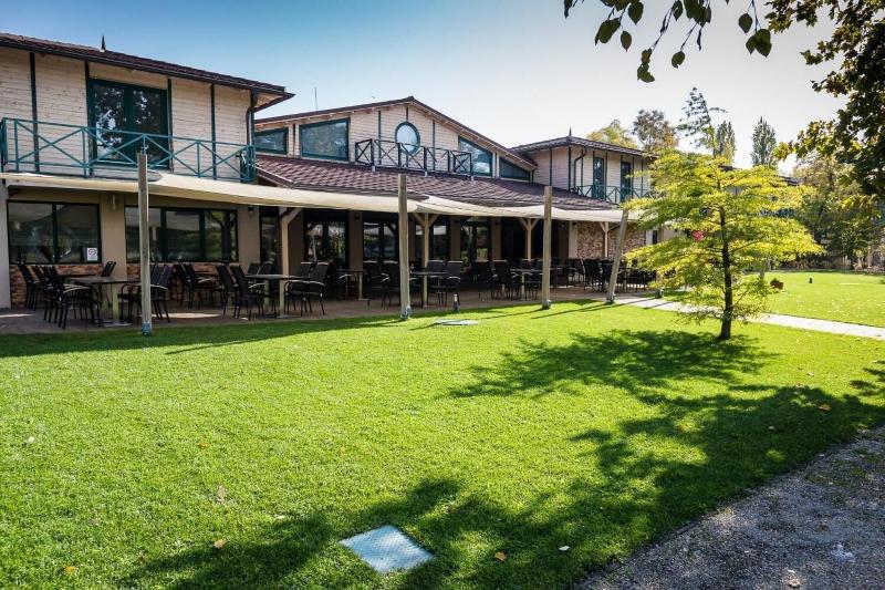Duna Garden Hotel - Genel