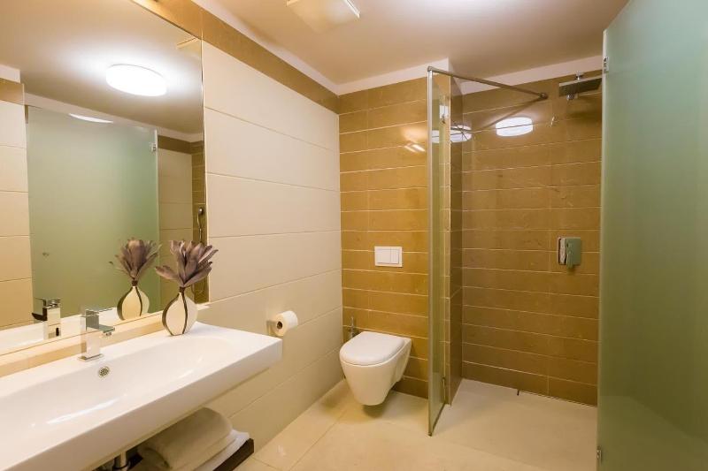 Duna Garden Hotel - Oda