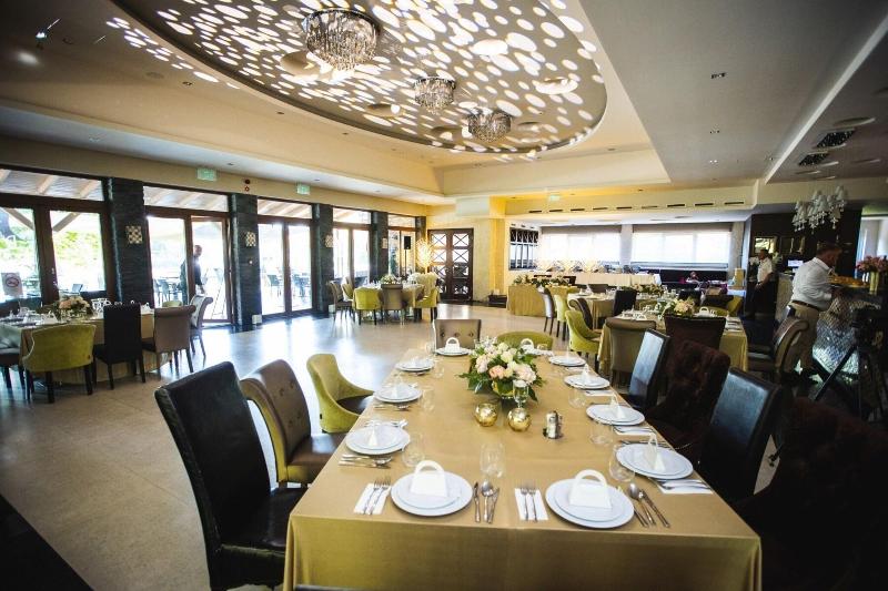 Duna Garden Hotel - Restoran