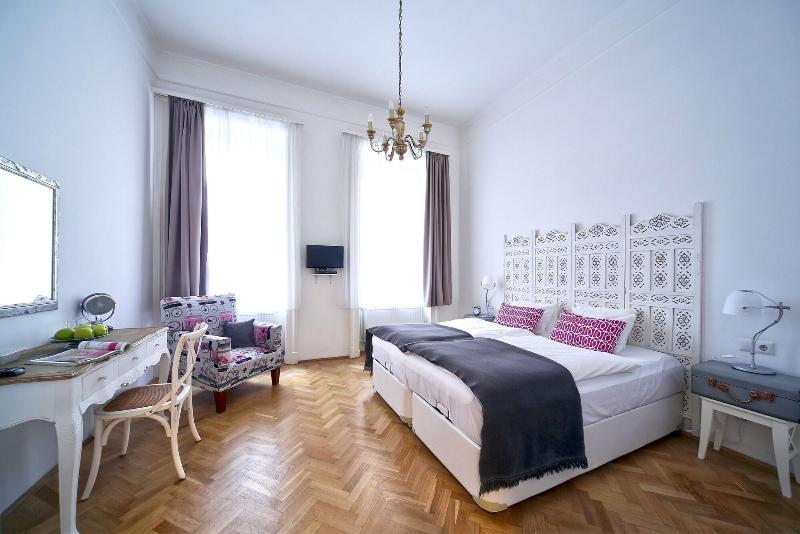 House Beletage - Oda