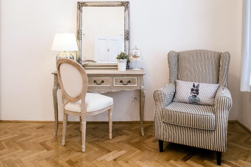 House Beletage - Oda