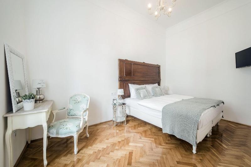 House Beletage - Oda