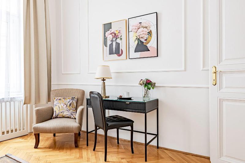 House Beletage - Oda
