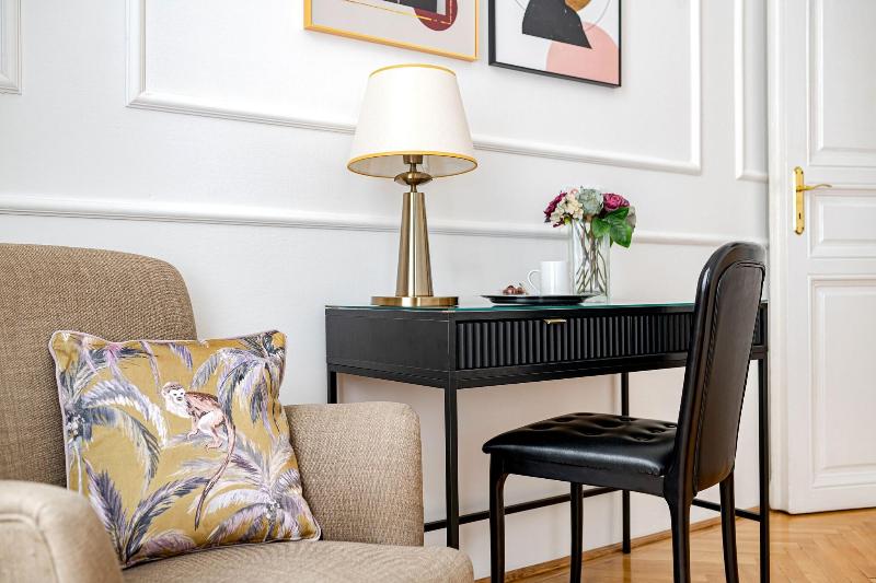 House Beletage - Oda