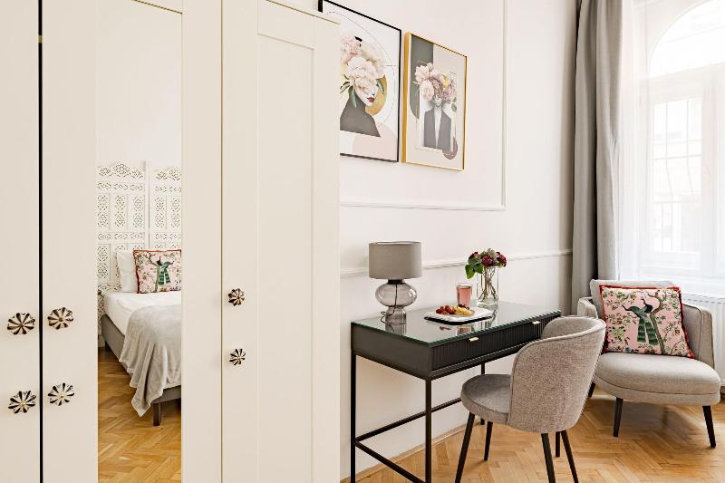 House Beletage - Oda