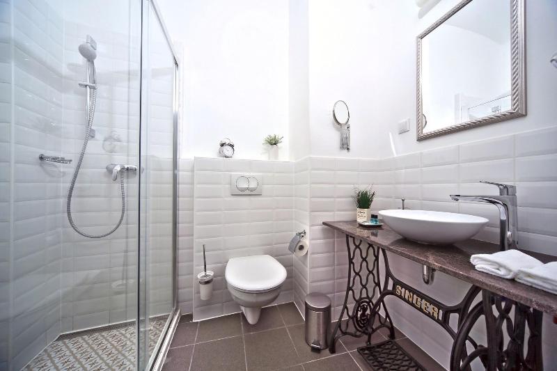 House Beletage - Oda