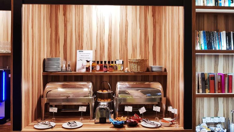 Science Hotel - Restoran