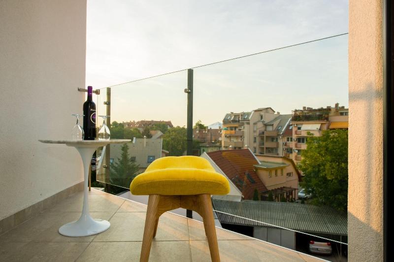 Science Hotel - Teras