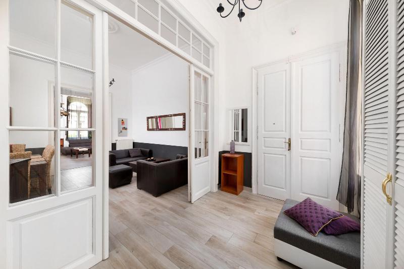 Karma Boutique Apartments - Oda