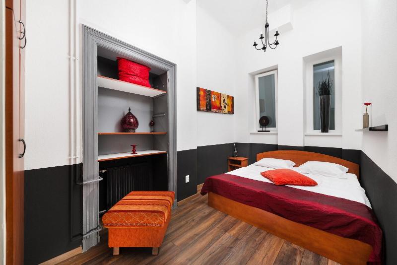 Karma Boutique Apartments - Oda