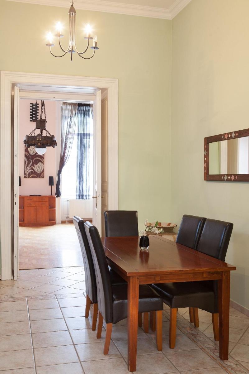 Karma Boutique Apartments - Oda
