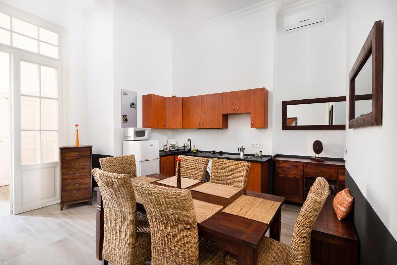 Karma Boutique Apartments - Oda