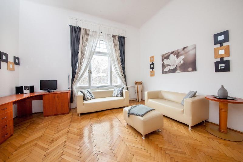 Karma Boutique Apartments - Oda