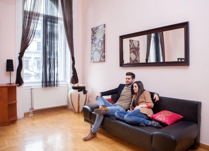 Karma Boutique Apartments - Oda