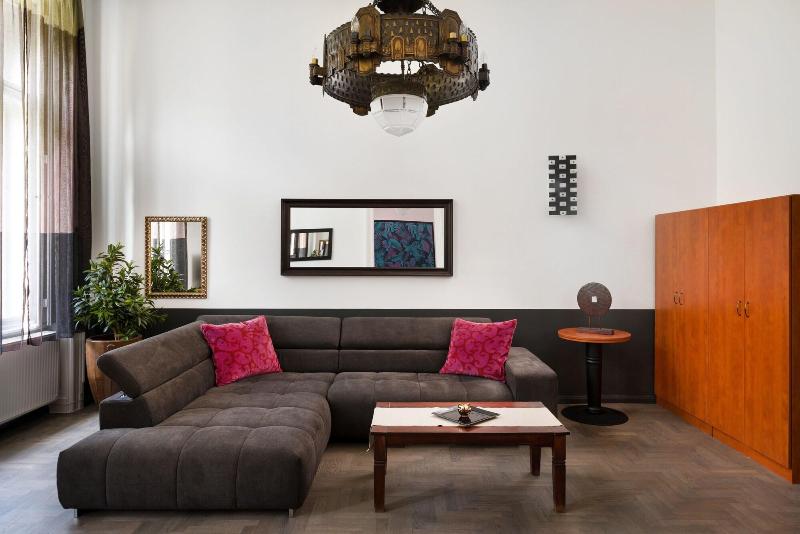 Karma Boutique Apartments - Oda