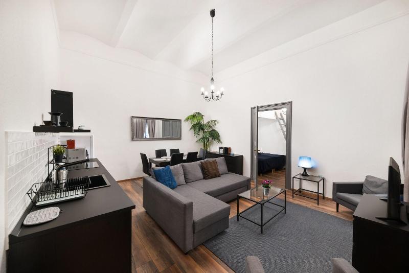 Karma Boutique Apartments - Oda