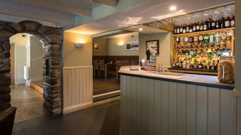 The Cambrian Inn - Bar