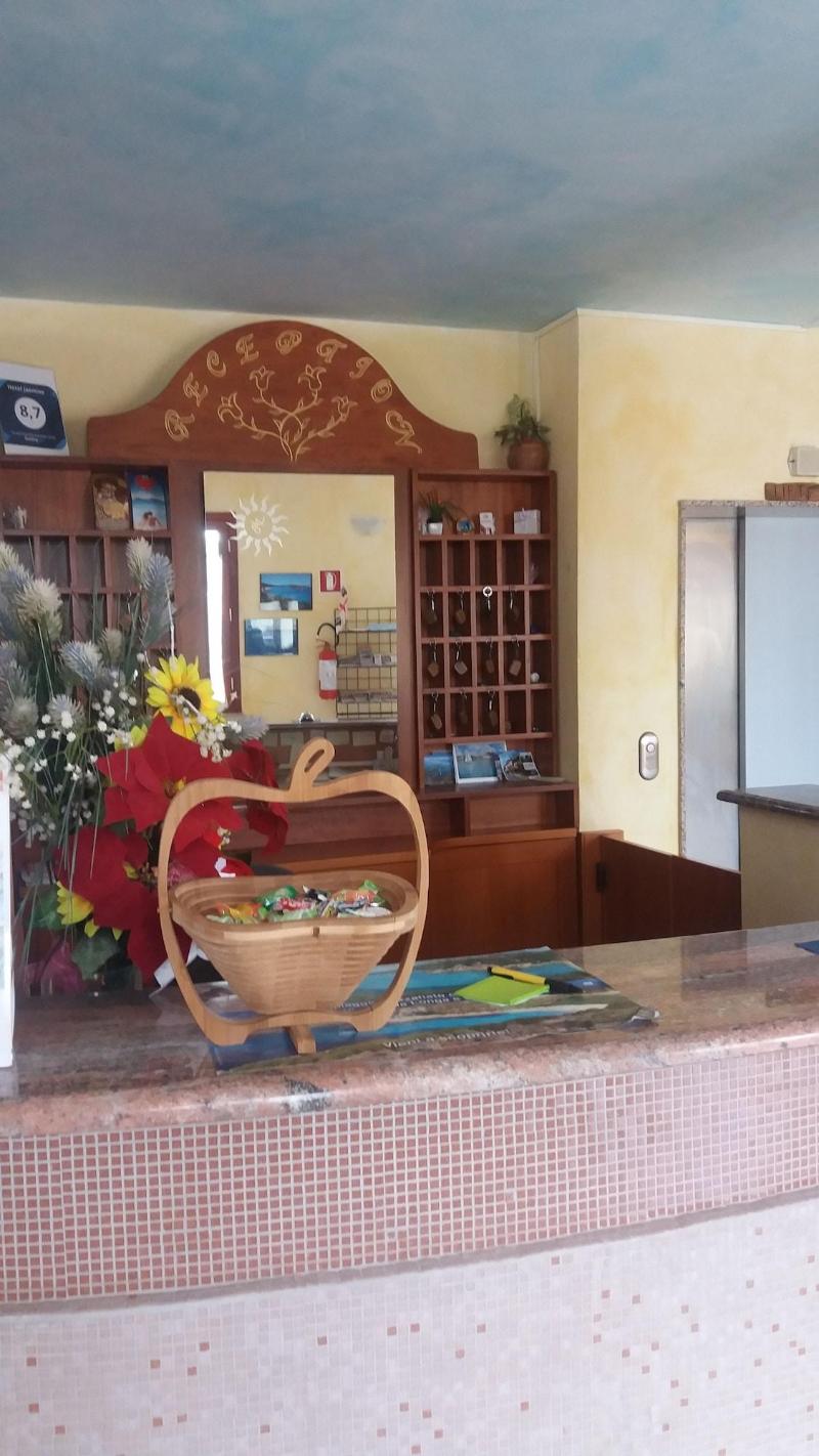 Hotel Jasmine - Lobi