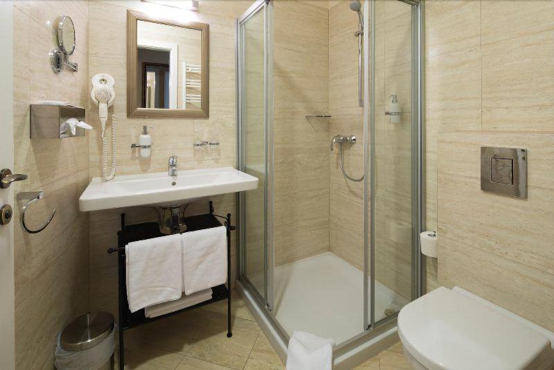 Barokk Hotel Promenád Gyor - Oda