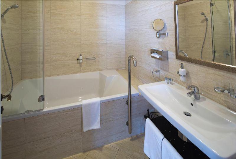 Barokk Hotel Promenád Gyor - Oda