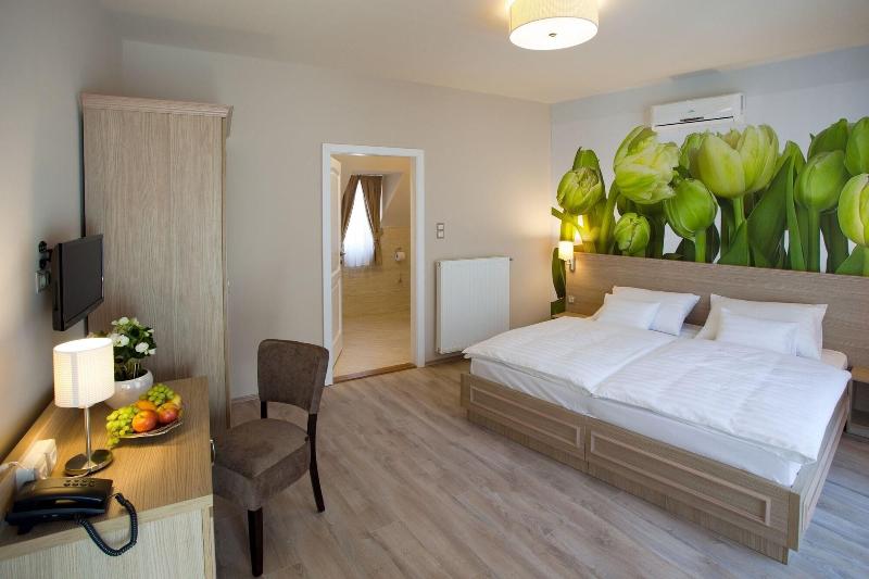 Barokk Hotel Promenád Gyor - Oda