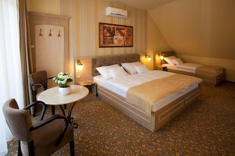 Barokk Hotel Promenád Gyor - Oda