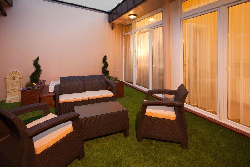 Barokk Hotel Promenád Gyor - Teras