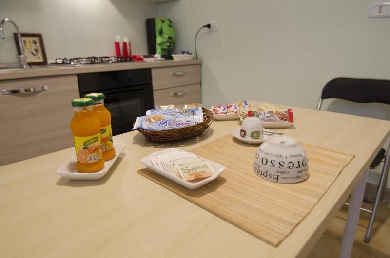 Efesto Bed & Breakfast - Oda