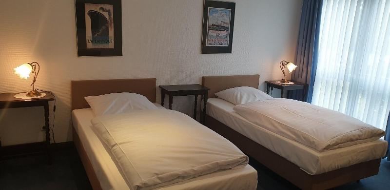 Hotel Am Kamp - Oda