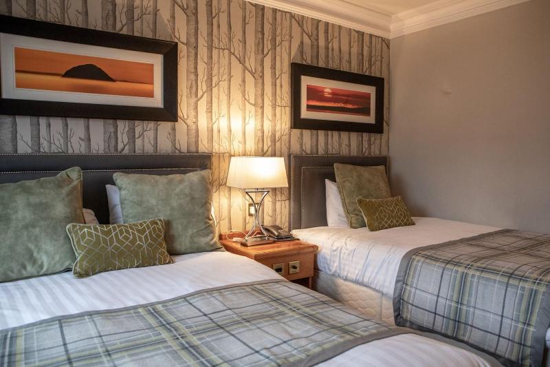 Riverside Lodge Hotel - Oda