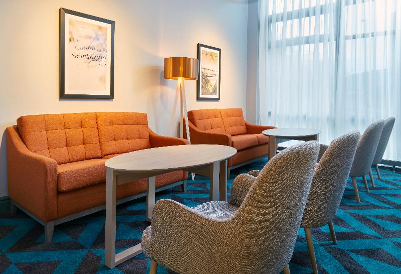 Leonardo Hotel Southampton - Lobi