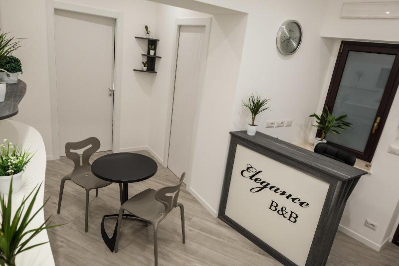 B&B Elegance - Lobi