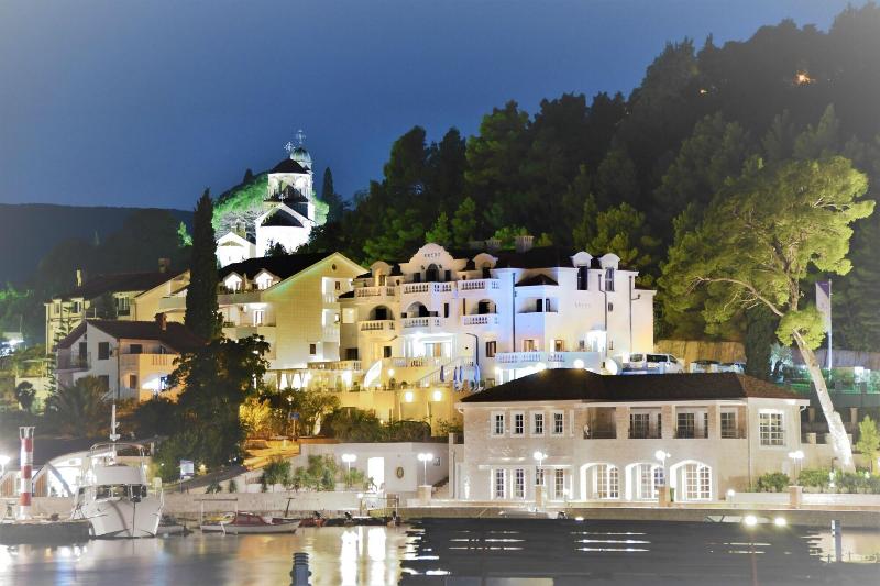 Boutique Hotel Kredo - Genel