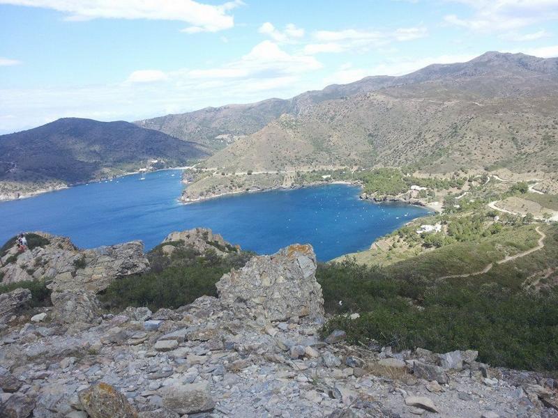 Cala Montjoi - Genel