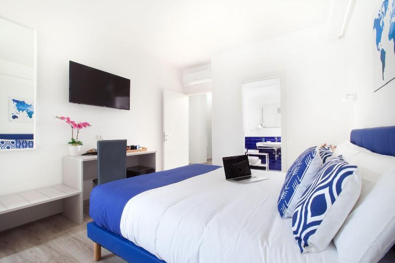 Sirocco Suites - Oda