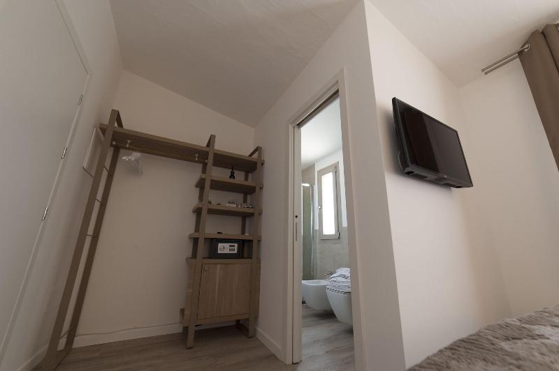 Suimi's Hotel - Oda