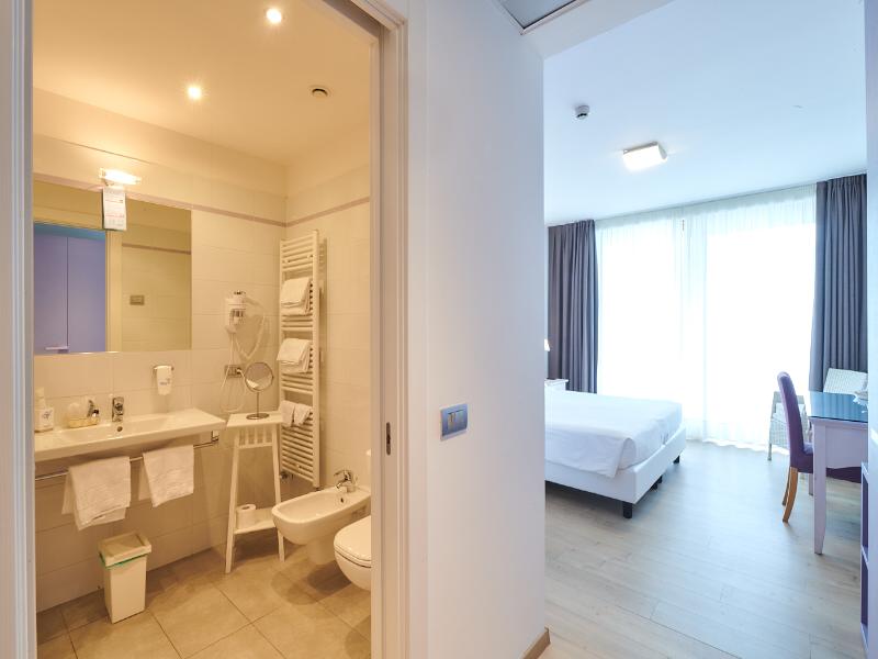 Tullio Hotel - Oda