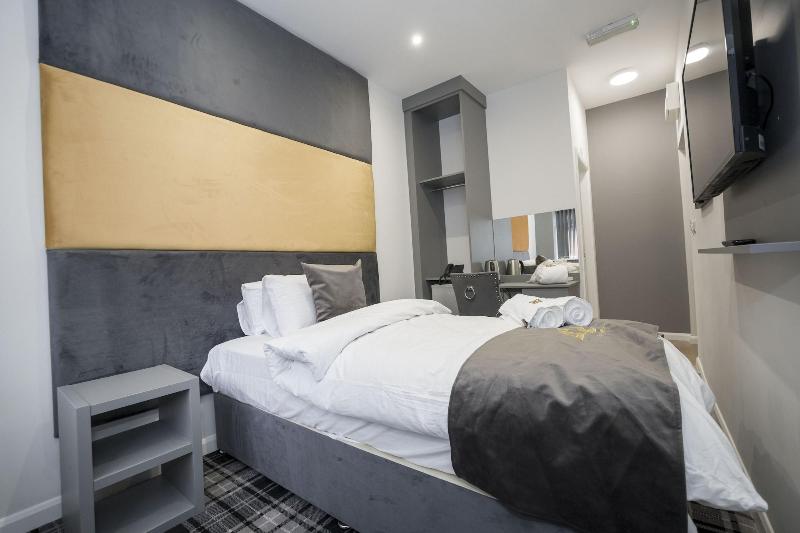 42 Apart-hotel - Oda