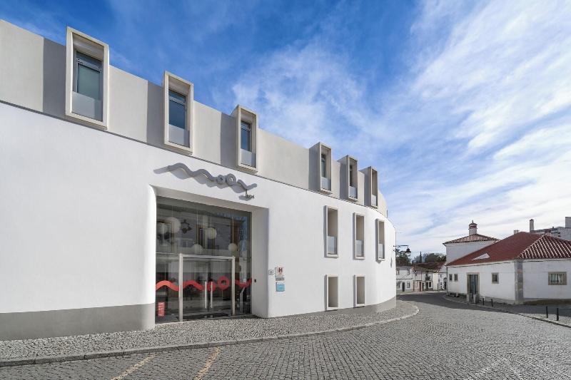 Moov Hotel Evora - Genel