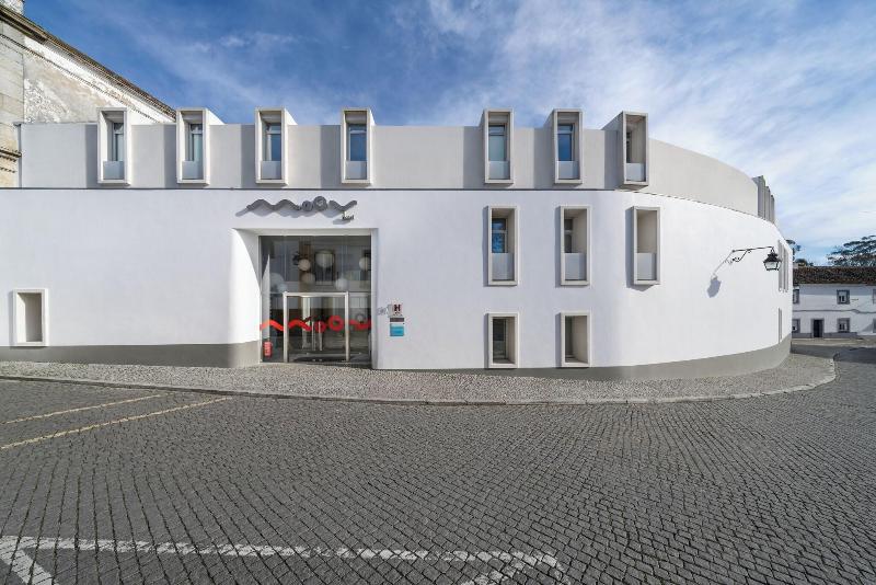Moov Hotel Evora - Genel